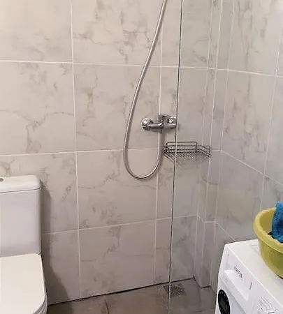 Apartment Loutraki شقة *