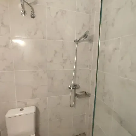 Apartment Loutraki 路特奇